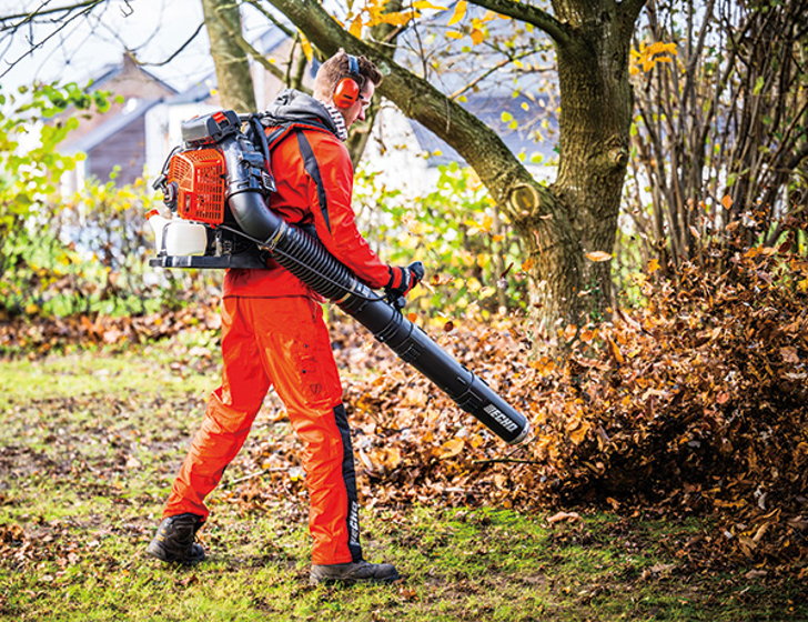 PB-9010T: ECHO's most powerful backpack blower. PB-9010T: ECHO's most powerful backpack blower.